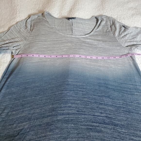 Torrid Ombre Blue Grey Super Soft Plush V-Neck Sharkbite Hem Tunic Top 1 / 1X 14 - Picture 11 of 15